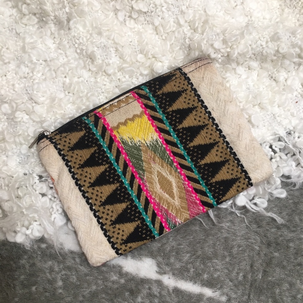 [Forever 21] Woven Clutch Bag